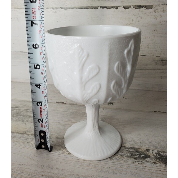 Vintage F.T.D. Milk Glass Pedestal Vase With Oak Leaf Pattern 1975 - Picture 6 of 7